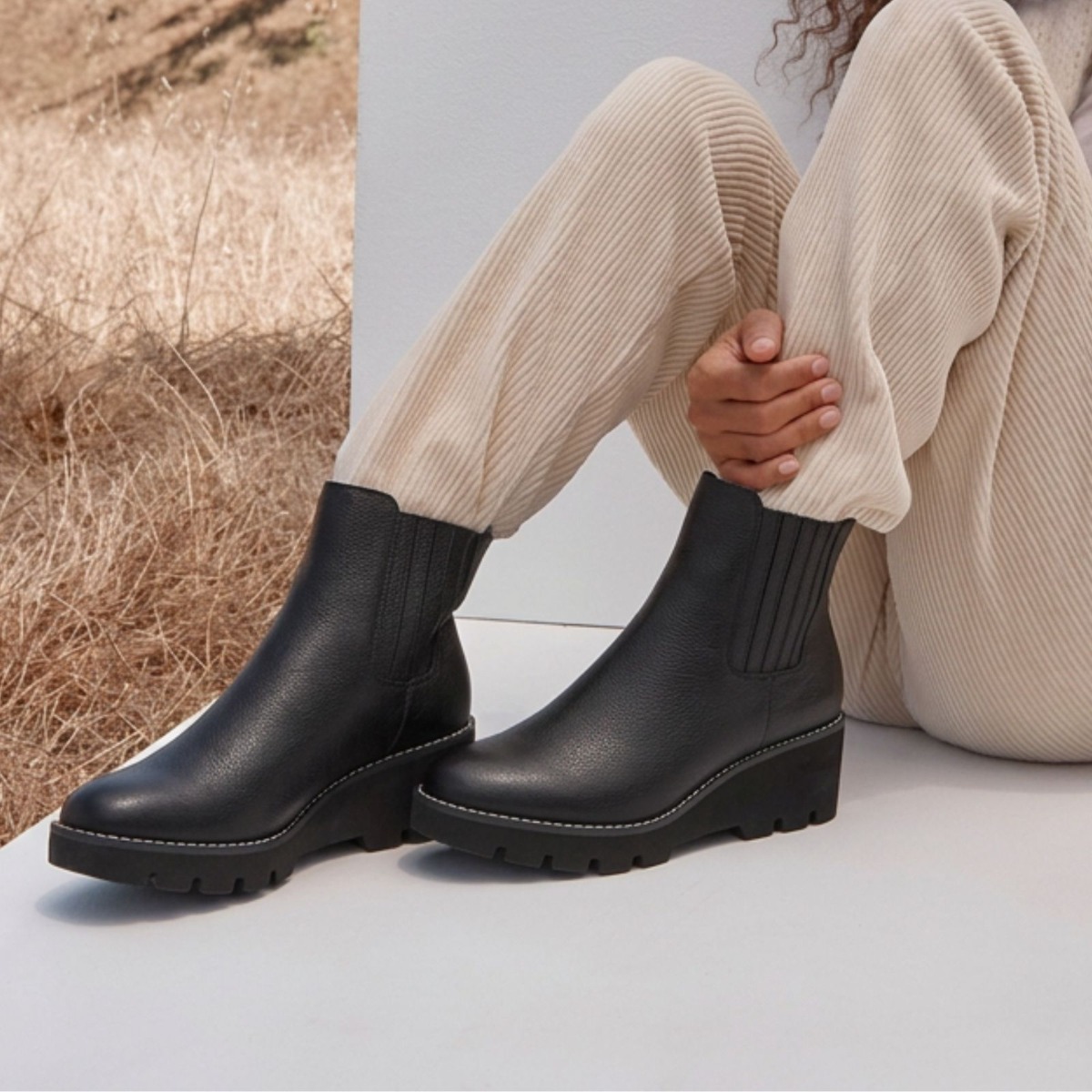Vionic Vionic Aria Wedge Ankle Boot with Arch Support in Black