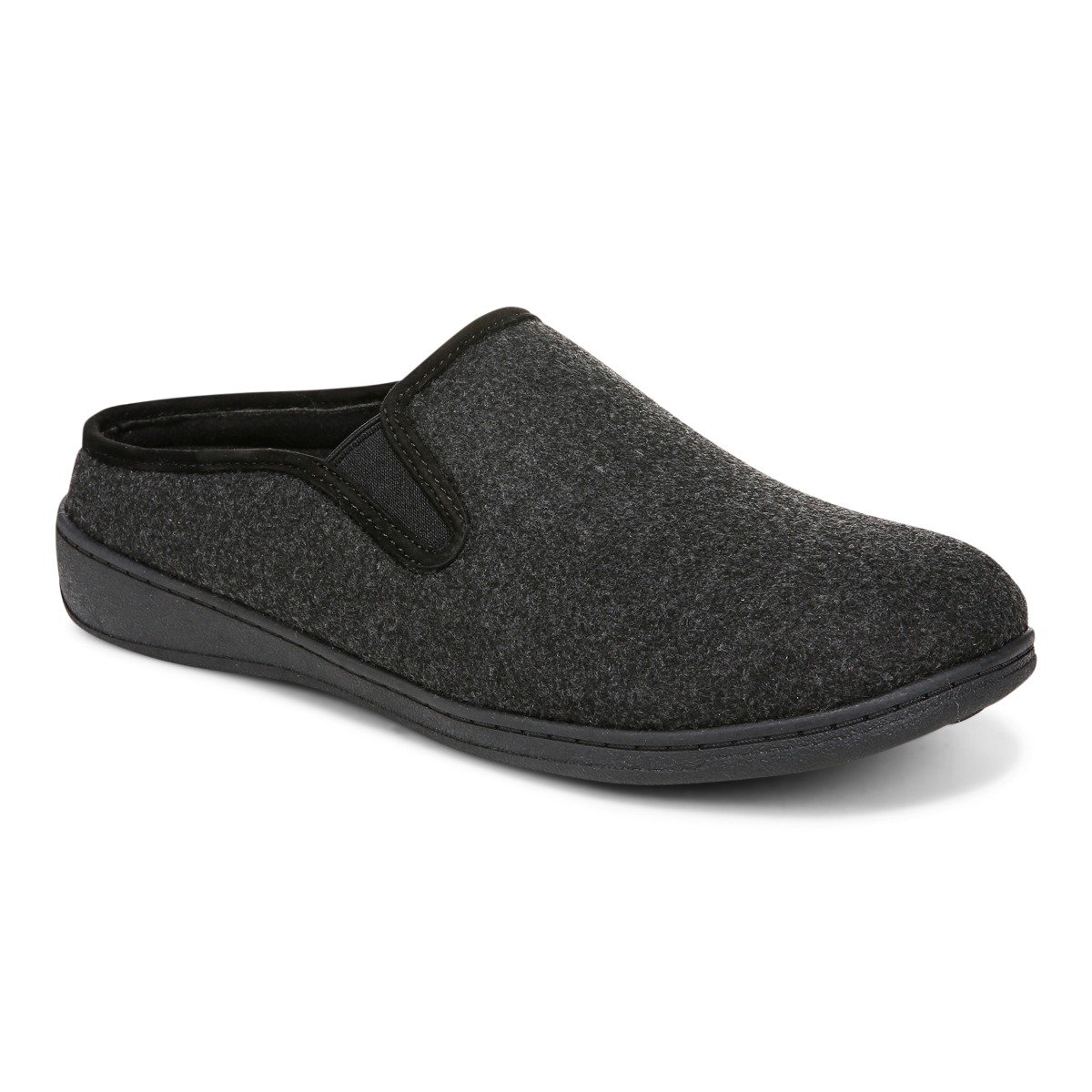 Vionic Unwind Clog Slipper In Black