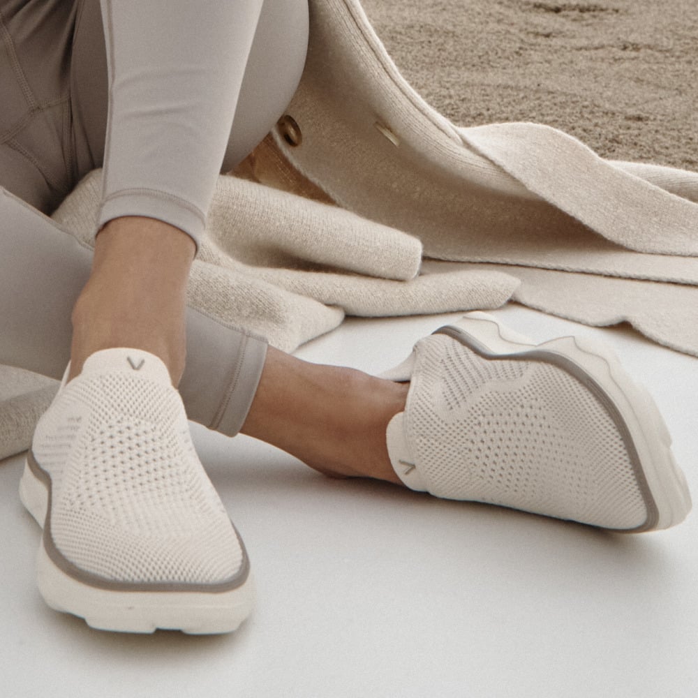 Vionic Sage Rx Recovery Slip On In White