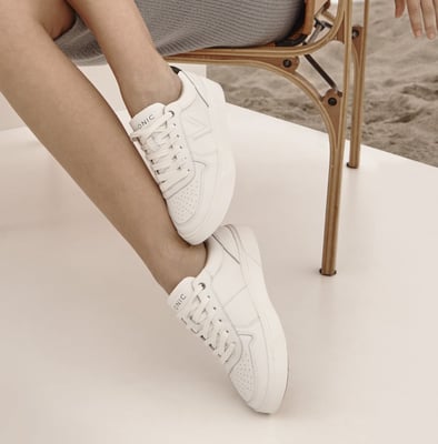 Vionic Kimmie Court Trainer with Arch Support in White