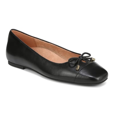 Vionic Klara Ballet Flat with Arch Support in Black