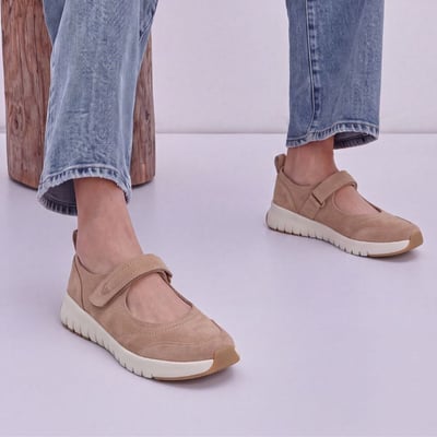 Vionic Uptown Mary Jane Sneaker with Arch Support in Desert Sand Suede